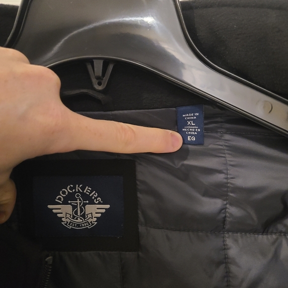 Men's Dockers Insulated Overcoat (size XL) - Picture 4 of 4